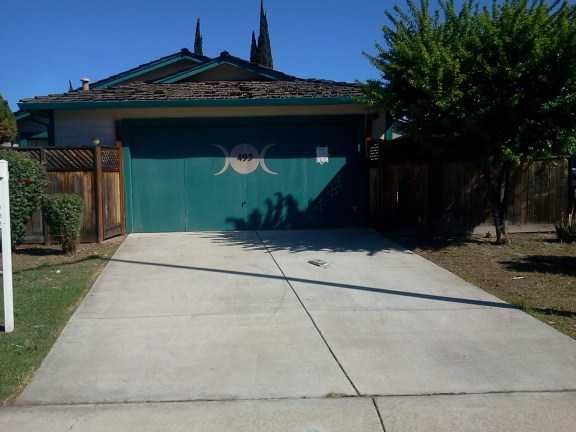 495 Allisha Ln, Tracy, CA 95376