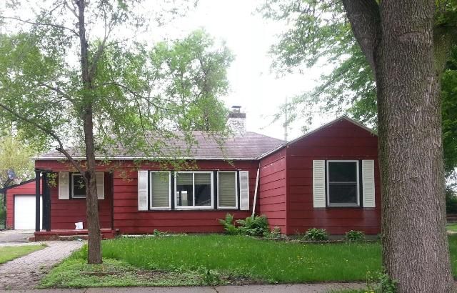 827 S Ave N, Mankato, MN 56003