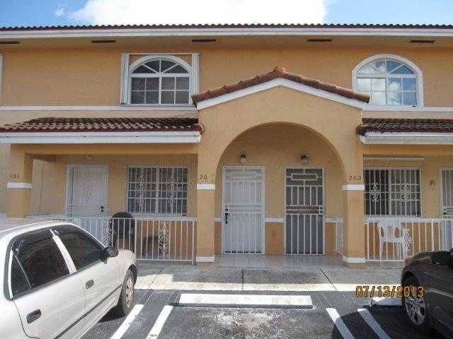 6953 W 36 AV # 202, Hialeah, FL 33018