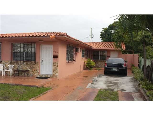 323 E 14 ST, Hialeah, FL 33010