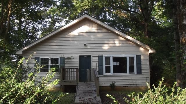 310 Littleton Dr, Salem, SC 29676