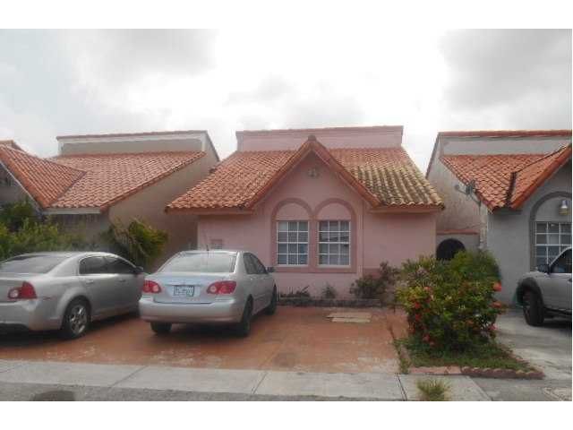 7552 W 29 WY, Hialeah, FL 33018