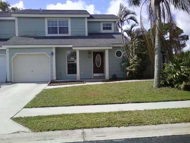 132 Arrowhead Cir, Jupiter, FL 33458