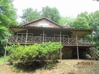 277 Baldwin Dr, Lowgap, NC 27024