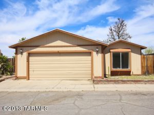 1984 W Southbrooke Cir, Tucson, AZ 85705