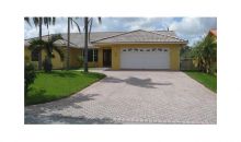 9754 NW 27 TE Miami, FL 33172