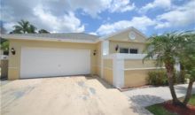 142 E RIVERBEND DR Fort Lauderdale, FL 33326