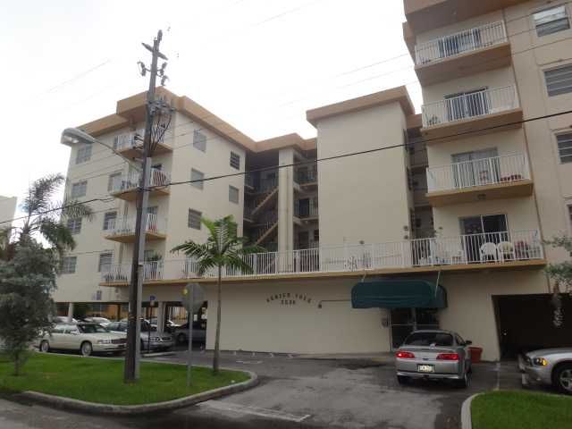 3536 Ne 168th St Apt 502, North Miami Beach, FL 33160