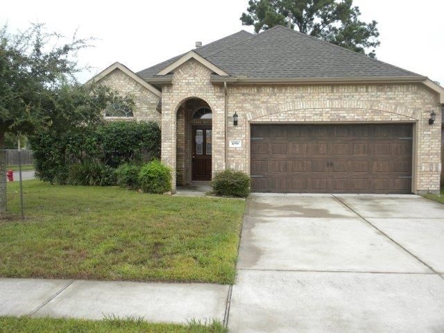 1058 Brigid Ct, Dickinson, TX 77539