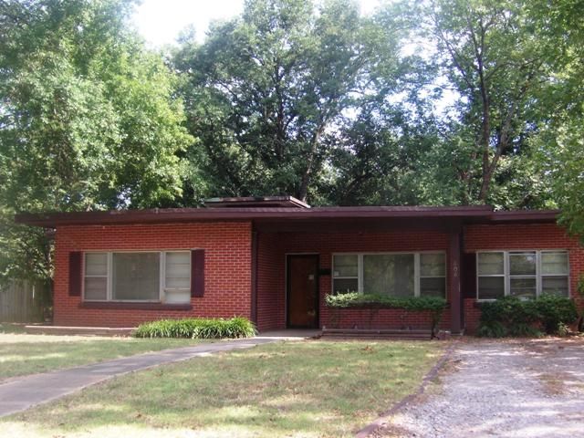 606 Chapman Street, Indianola, MS 38751