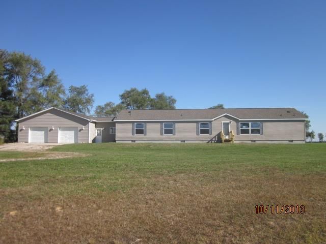 10218 N Mcclelland Rd, Breckenridge, MI 48615