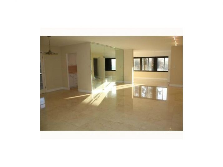 2333 BRICKELL AV # 212, Miami, FL 33129