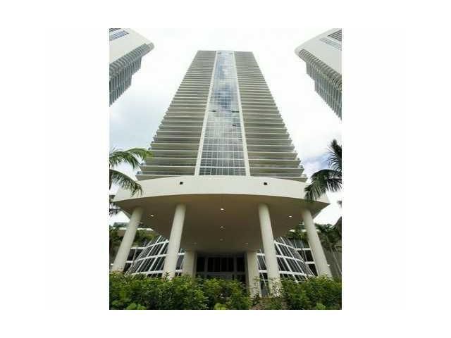 1830 OCEAN DR # 3307, Hallandale, FL 33009