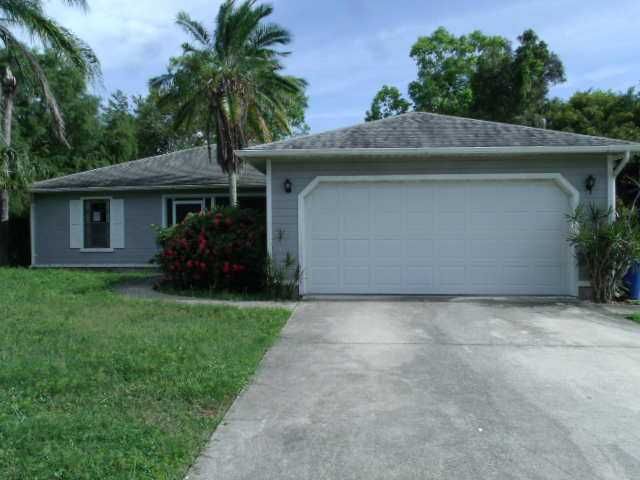 9172 Pineapple Rd, Fort Myers, FL 33967