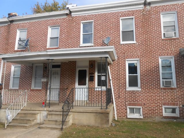 3226 Elmley Ave, Baltimore, MD 21213