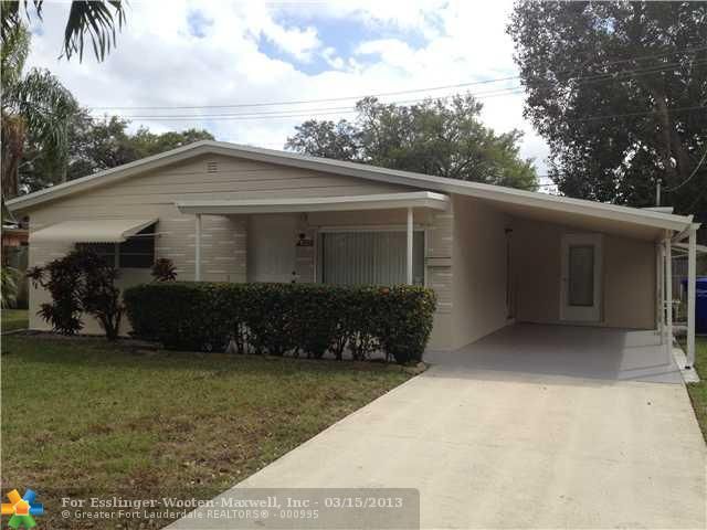 5726 DOUGLAS ST, Hollywood, FL 33021