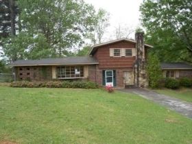 140 Washburn Drive, Gray, GA 31032