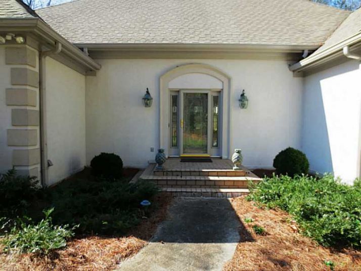 2167 Silversmith Lane, Stone Mountain, GA 30087