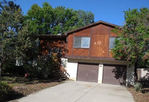 1135 Vondelpark Drive, Colorado Springs, CO 80907