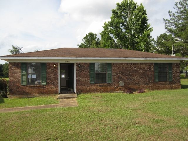 2200 Whip Poor Will Ct, Semmes, AL 36575