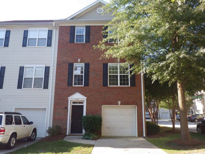 5370 Hickory Knoll, Norcross, GA 30071