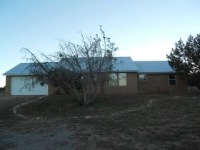 191 Square H Road, Edgewood, NM 87015