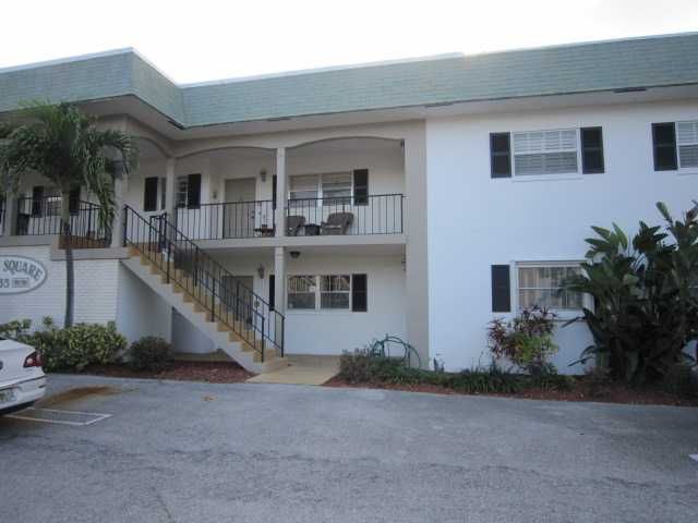 35 Se 7th Ave Apt 3, Delray Beach, FL 33483