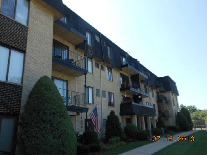 7301 Willow Springs Rd Apt 311, La Grange, IL 60525