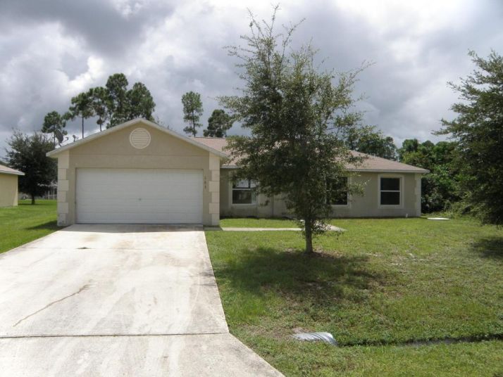 1632 Sw Penrose Ave, Port Saint Lucie, FL 34953