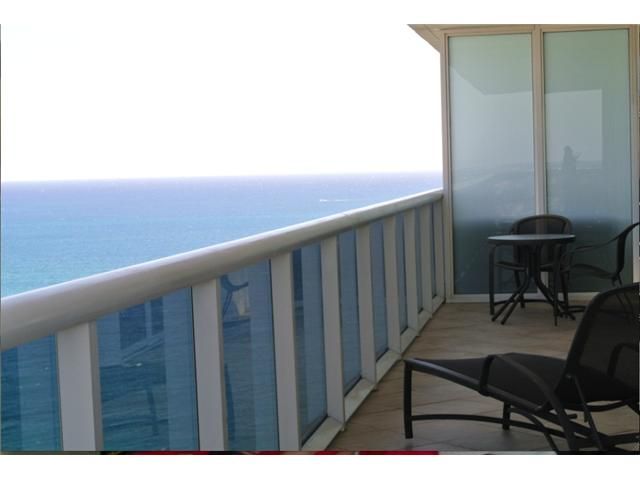 1830 S OCEAN DR # 2608, Hallandale, FL 33009