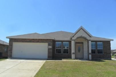 3400 Replay Ln, Little Elm, TX 75068