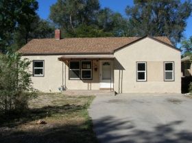 805 Acero Ave, Pueblo, CO 81004