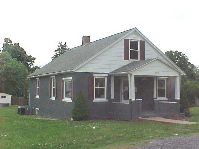 2123 Cedar Ave, Buena Vista, VA 24416