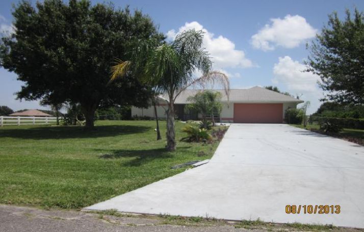 625 Woodmont St, Sebring, FL 33876