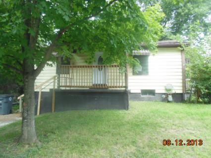 222 S Tekoppel Ave, Evansville, IN 47712