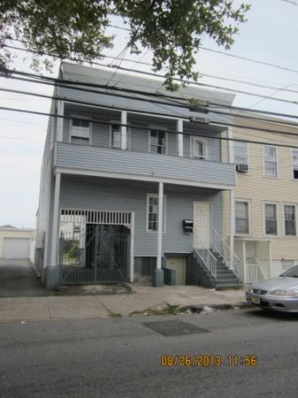 666 North 6th St, Newark, NJ 07107