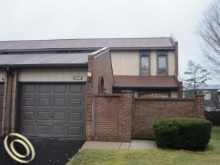 1249 Kirts Blvd Unit F, Troy, MI 48084