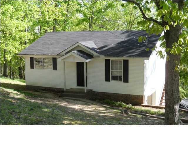 400 Fleetwood Dr, Rossville, GA 30741