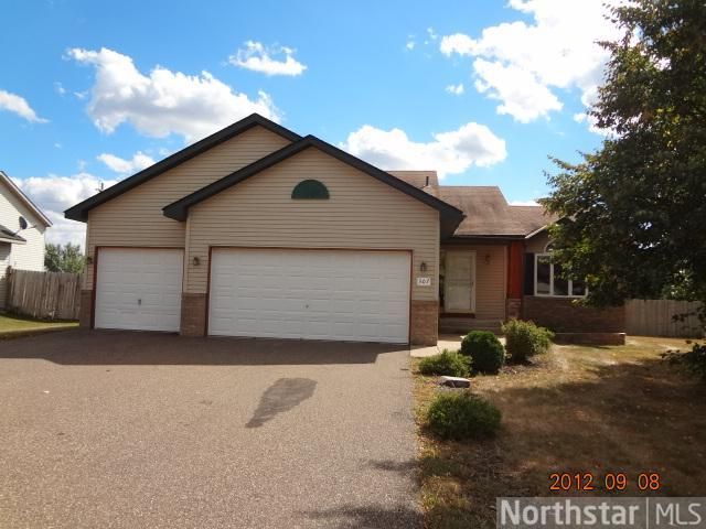 307 Glenwood St Sw, Isanti, MN 55040