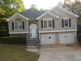 105 Creekstone Ct, Covington, GA 30016