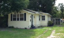 1038 Alderside St Jacksonville, FL 32208