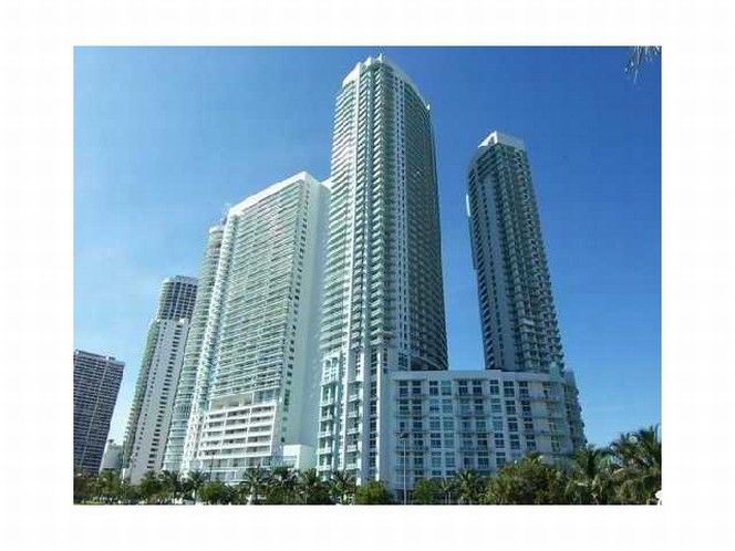 1900 N BAYSHORE DR # 3214, Miami, FL 33132