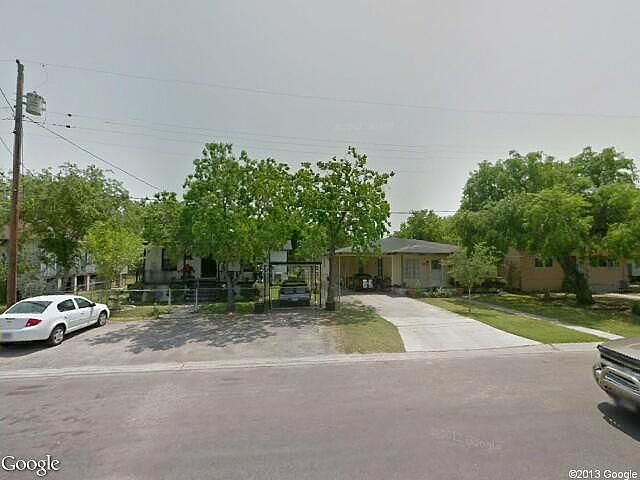 W Market St, Sinton, TX 78387