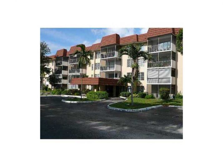 4156 Inverrary Dr # 310, Fort Lauderdale, FL 33319