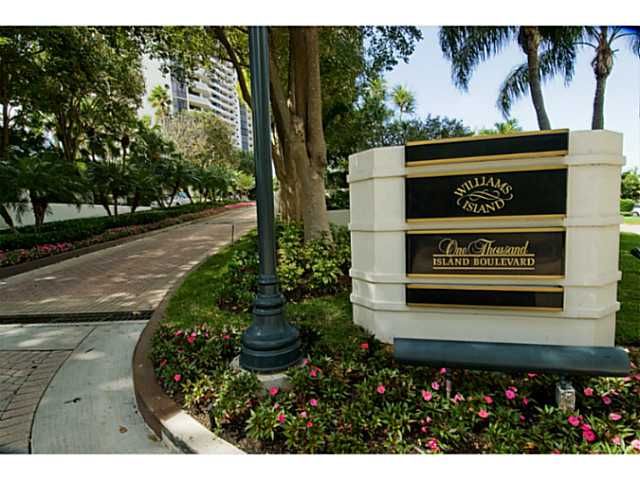 1000 ISLAND BL # 2502, North Miami Beach, FL 33160