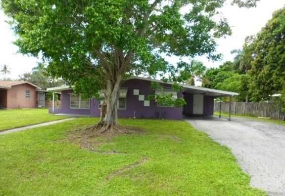 4116 Rainbow Dr, Fort Myers, FL 33916