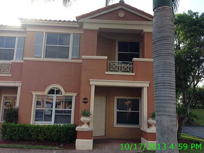 6120 NW 116 PL # 422, Miami, FL 33178