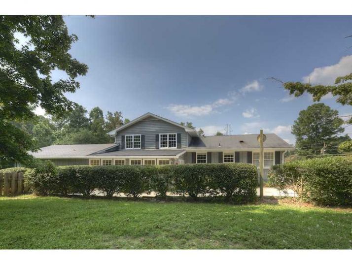 5029 Lakeside Drive, Atlanta, GA 30360