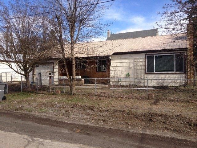 125 S 2nd St, Priest River, ID 83856