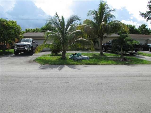 2141 NW 82ND WY, Fort Lauderdale, FL 33322